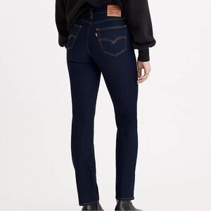 Levi’s 724 High Rise Straight Jeans Dark Wash